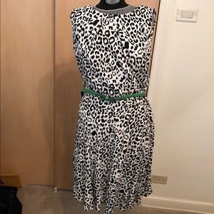 🎉HP🎉 Black & white leopard print dress sz. 10